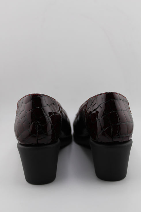 DFC Relax Crocodile Embossed Wedge Loafers